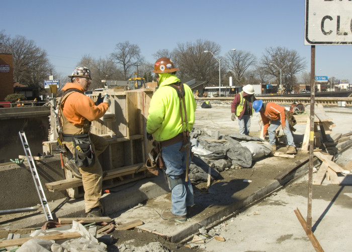 Crain’s Detroit Business: Michigan Chamber Study: Road repairs would add 11,000 jobs in state