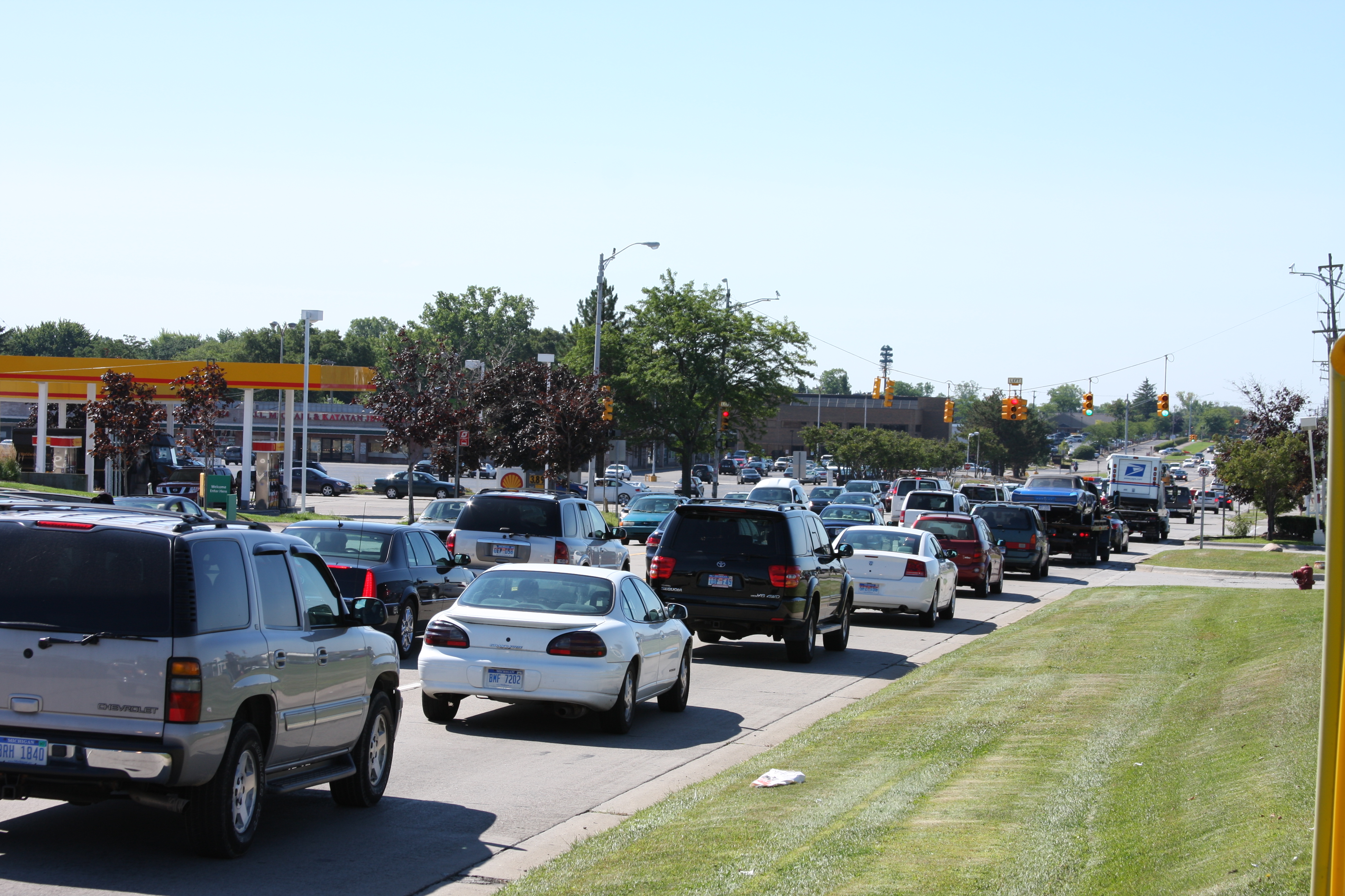 Yahoo News:  Are electric cars freeloaders?